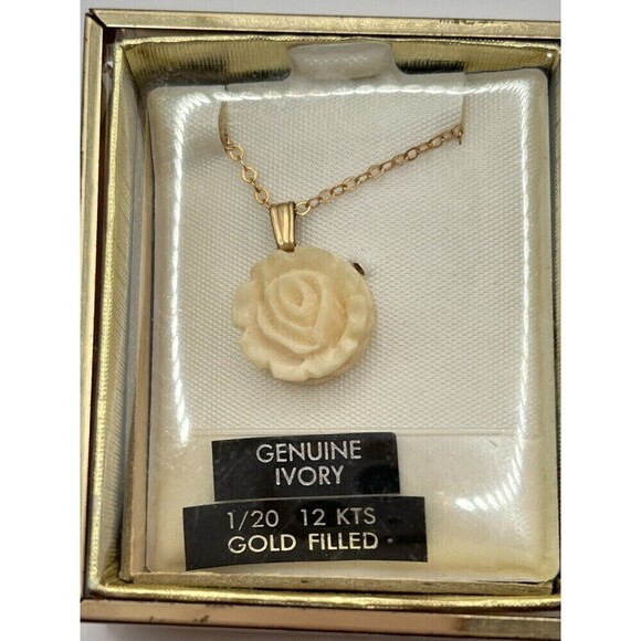 VINTAGE  1/20 12 KTS WRF GOLD FILLED COSTUME JEWELRY ROSE FLOWER NECKLACE - Picture 1 of 6